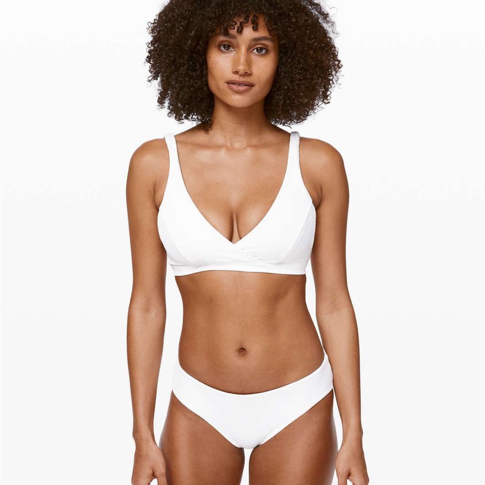 Lululemon Clear Waters White Ribbed Bikini Top